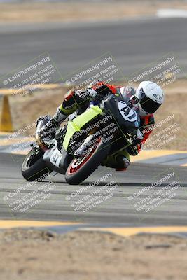 media/Feb-07-2025-CVMA Friday Practice (Fri) [[7034960ba2]]/3-Racer 3-NRS/Session 3 (Turn 8)/